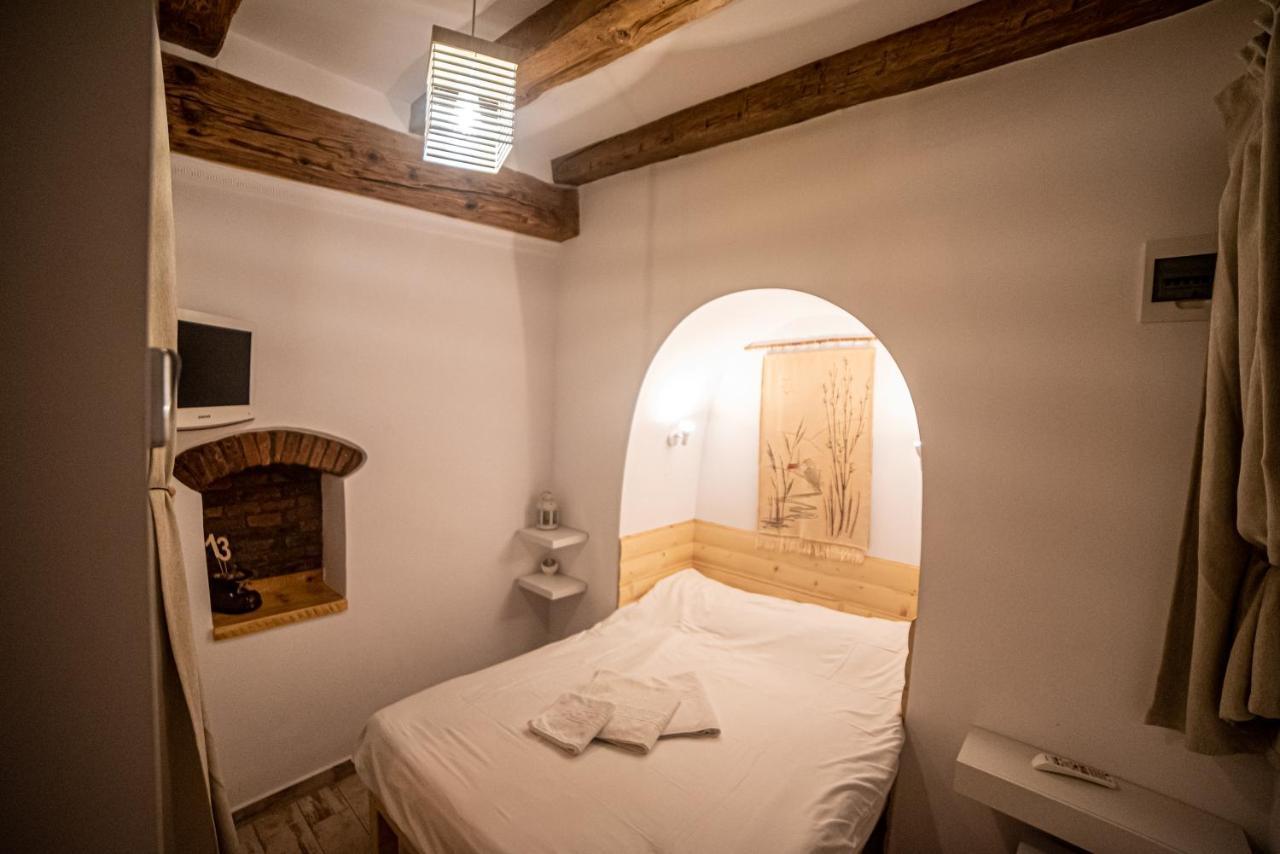 Apartamento Luky13 Braşov Exterior foto